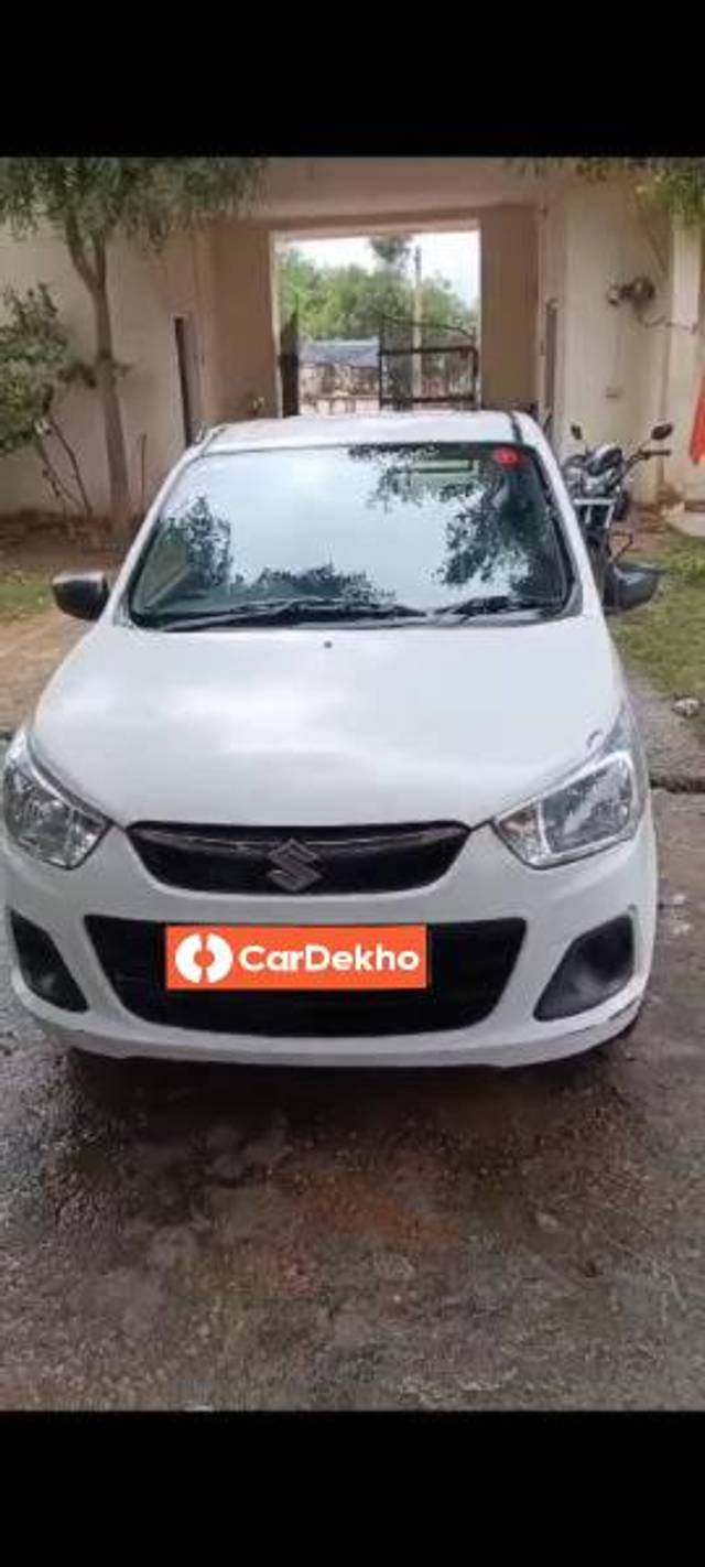 https://images10.gaadi.com/usedcar_image/3622577/original/processed_f843bed9-3ab7-455d-b98d-d85e3dd07b9a.jpg?imwidth=6400