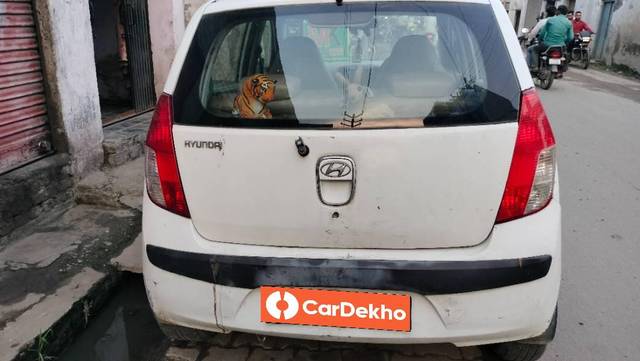 https://images10.gaadi.com/usedcar_image/3622602/original/processed_ccf83958-2c40-480b-8fc3-4a41a387b450.jpg?imwidth=6401