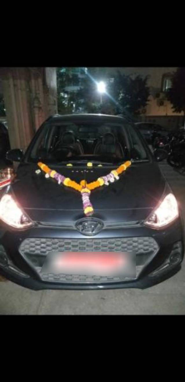 https://images10.gaadi.com/usedcar_image/3622939/original/processed_8c3d2bc7-e1ca-44f5-bbd1-7cc342d056f3.jpg?imwidth=6400