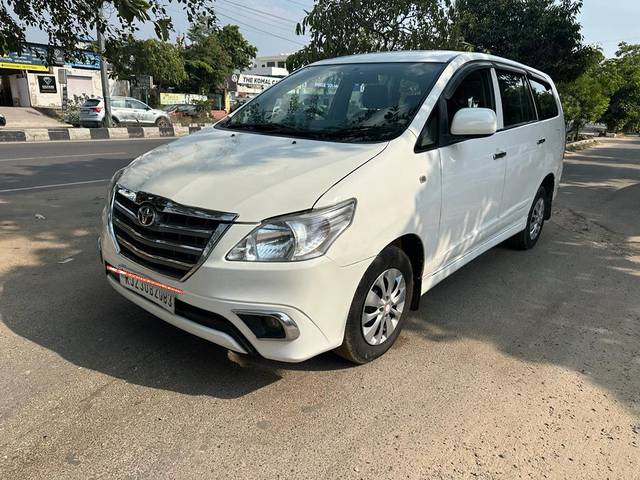 https://images10.gaadi.com/usedcar_image/3623143/original/processed_img2891950__used_car_2891950_1697434656.jpg?imwidth=6400