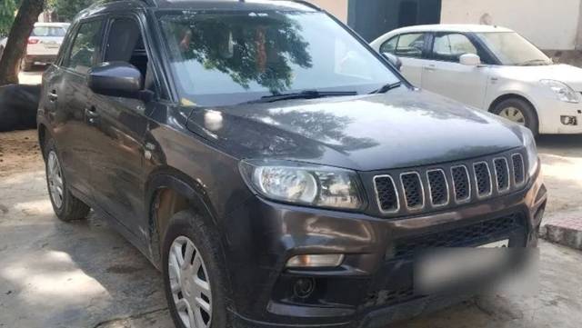 https://images10.gaadi.com/usedcar_image/3623219/original/img3623219__zz1_crop_img_6556f5aea140e_1700197806.png?imwidth=6400