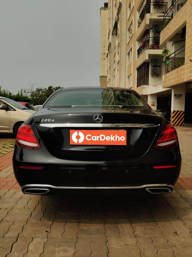 https://images10.gaadi.com/usedcar_image/3623236/original/processed_img2891991__used_car_2891991_1697438201.jpg?imwidth=6402