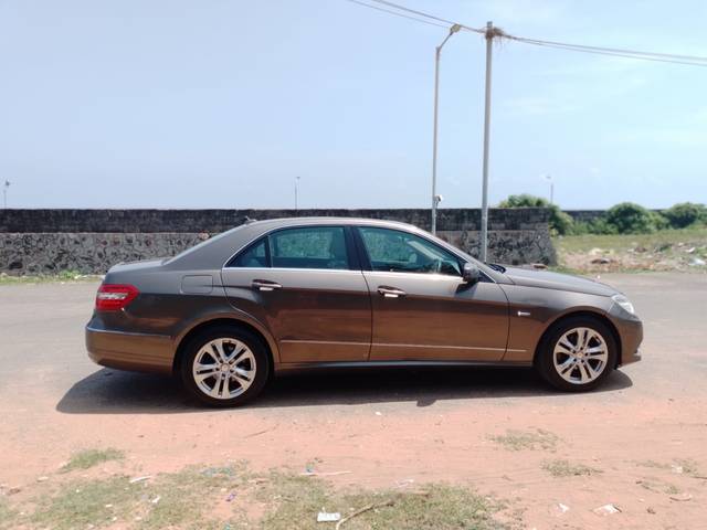 https://images10.gaadi.com/usedcar_image/3623243/original/img2891995__used_car_2891995_1697438465.jpg?imwidth=6401