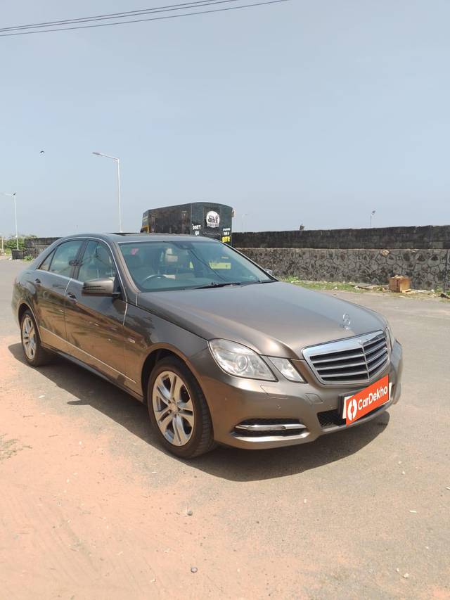 https://images10.gaadi.com/usedcar_image/3623243/original/processed_img2891995__used_car_2891995_1697438480.jpg?imwidth=6400