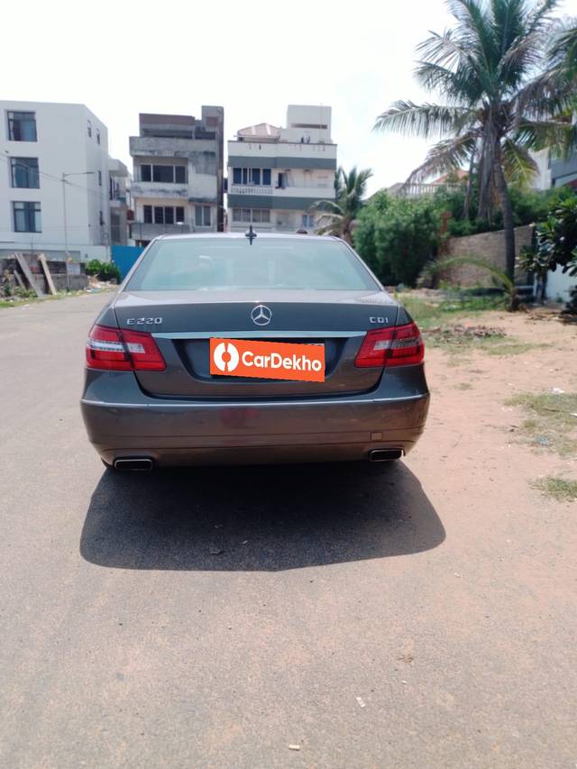 https://images10.gaadi.com/usedcar_image/3623243/original/processed_img2891995__used_car_2891995_1697438481.jpg?imwidth=6402