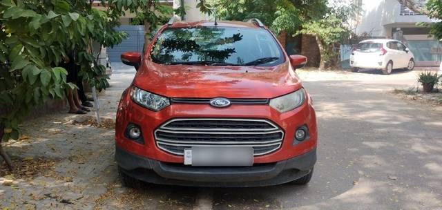 https://images10.gaadi.com/usedcar_image/3623322/original/09__VCC_1801441_94_1696833111.jpg?imwidth=6400