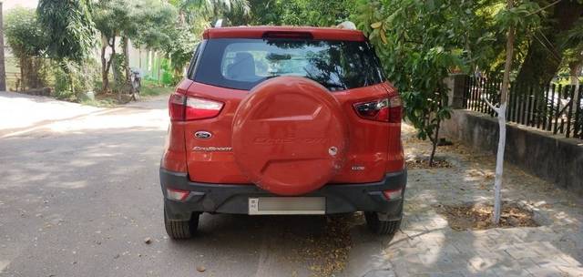 https://images10.gaadi.com/usedcar_image/3623322/original/09__VCC_1801441_96_1696833215.jpg?imwidth=6402
