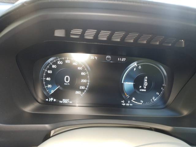 https://images10.gaadi.com/usedcar_image/3623339/original/img2892052__used_car_2892052_1697442030.jpg?imwidth=6402