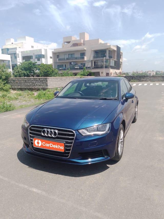https://images10.gaadi.com/usedcar_image/3623368/original/processed_img2892063__used_car_2892063_1697442989.jpg?imwidth=6400