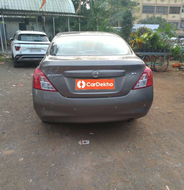 https://images10.gaadi.com/usedcar_image/3623380/original/processed_img2892068__used_car_2892068_1697443548.jpg?imwidth=6402