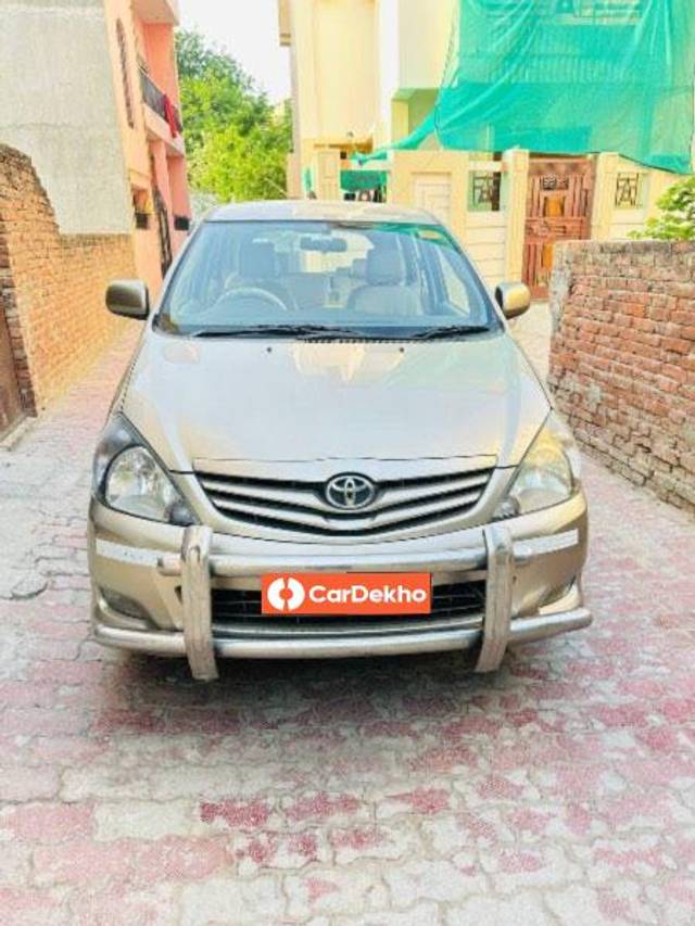 https://images10.gaadi.com/usedcar_image/3623611/original/processed_2655517f-4137-48f1-aaad-24528900c6d1.jpeg?imwidth=6400
