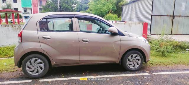 https://images10.gaadi.com/usedcar_image/3623703/original/processed_ac9dd3dd-d2b4-4aff-b6c1-7d2c429f1fb4.jpg?imwidth=6401