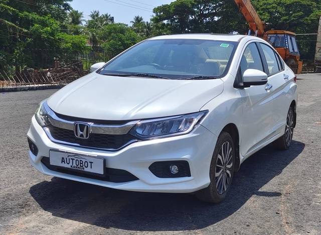 https://images10.gaadi.com/usedcar_image/3624090/original/585182__cover_image-20230904231321.jpeg?imwidth=6400