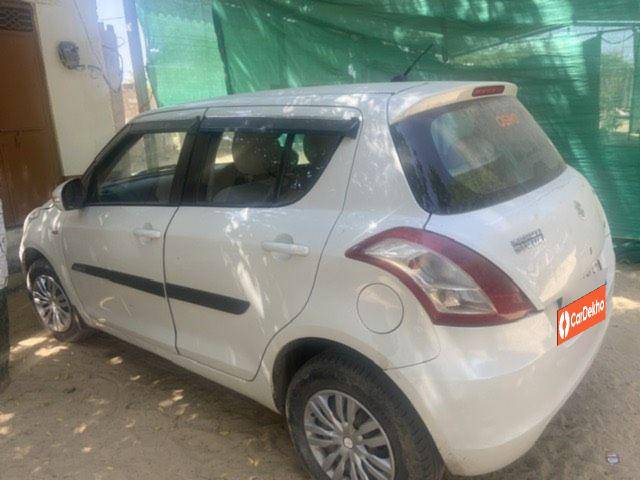 https://images10.gaadi.com/usedcar_image/3624311/original/processed_8ee7af39-8167-43b0-add1-26f22ffde7ef.jpeg?imwidth=6400