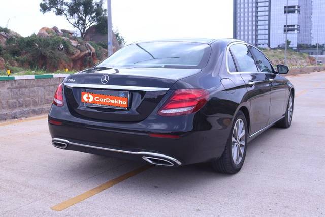 https://images10.gaadi.com/usedcar_image/3624501/original/processed_img2892590__used_car_2892590_1697486214.jpg?imwidth=6402
