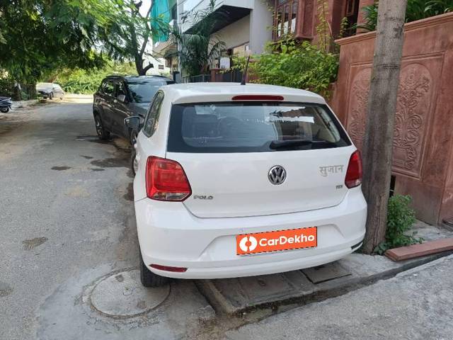 https://images10.gaadi.com/usedcar_image/3624595/original/processed_8d713449-eea0-4bcd-a0ba-60e1f39dbed3.jpg?imwidth=6402
