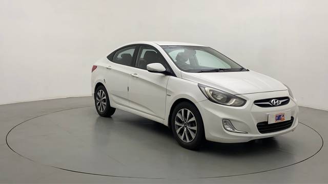 https://images10.gaadi.com/usedcar_image/3624768/original/ee83ccb1-e1bb-4552-bb29-5259f7bb76af__43.jpg?imwidth=6400
