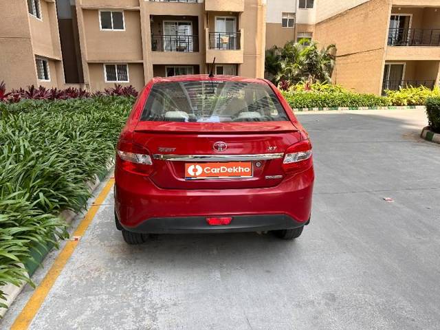 https://images10.gaadi.com/usedcar_image/3624800/original/processed_516b7501-e12a-4dac-8208-e5995733e6ed.JPG?imwidth=6402