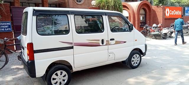 https://images10.gaadi.com/usedcar_image/3624805/original/processed_img2892723__used_car_2892723_1697520637.jpg?imwidth=6401