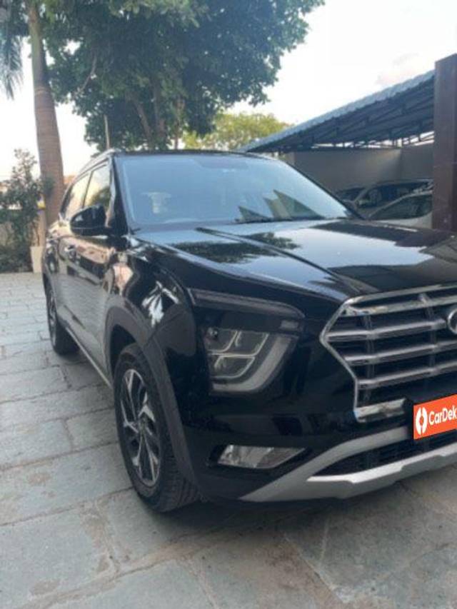 https://images10.gaadi.com/usedcar_image/3624816/original/processed_543a89d6-44d0-48ac-b6d6-4a9cb9bb23bc.jpeg?imwidth=6400