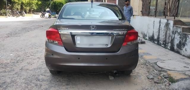https://images10.gaadi.com/usedcar_image/3625162/original/10__VCC_1802168_96_1696924566.jpg?imwidth=6402
