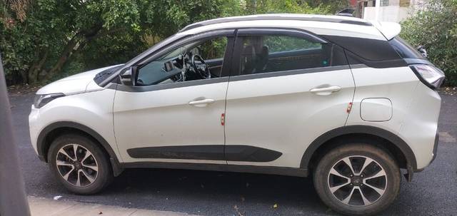 https://images10.gaadi.com/usedcar_image/3625165/original/10__VCC_IMG_1696918797147_1802117_95_1696919368.jpg?imwidth=6402