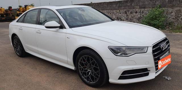 https://images10.gaadi.com/usedcar_image/3625346/original/processed_img2893037__used_car_2893037_1697536856.jpg?imwidth=6401