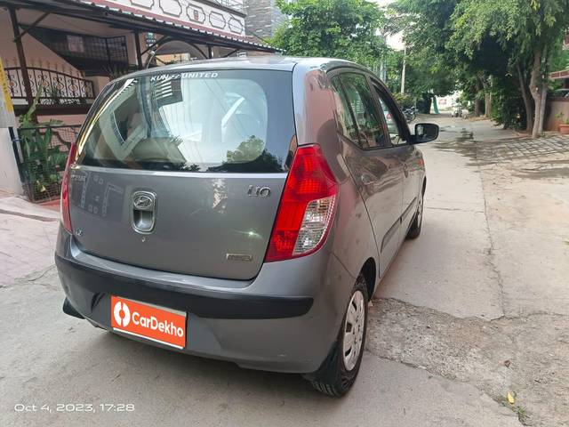 https://images10.gaadi.com/usedcar_image/3625461/original/processed_img2893111__used_car_2893111_1697539999.jpg?imwidth=6402