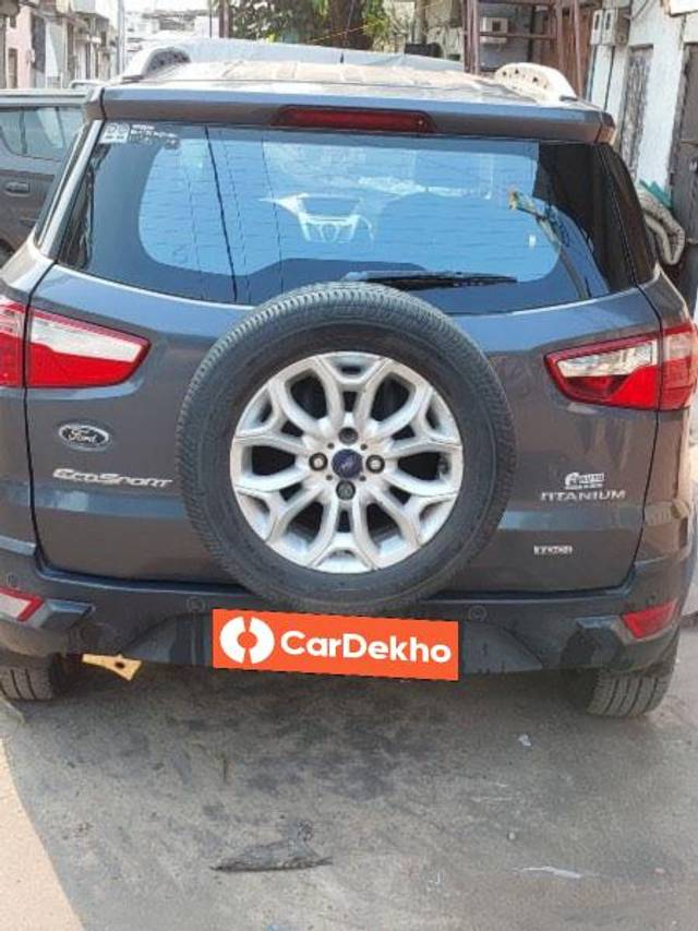 https://images10.gaadi.com/usedcar_image/3625483/original/processed_6e1fc2cc-52b5-4c56-9b98-6679ae0755b7.jpeg?imwidth=6401