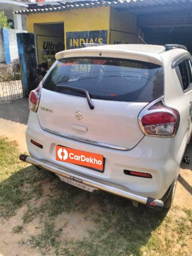 https://images10.gaadi.com/usedcar_image/3625570/original/processed_53b51a95-aceb-4d7e-9465-ea3f9b92615c.jpg?imwidth=6401