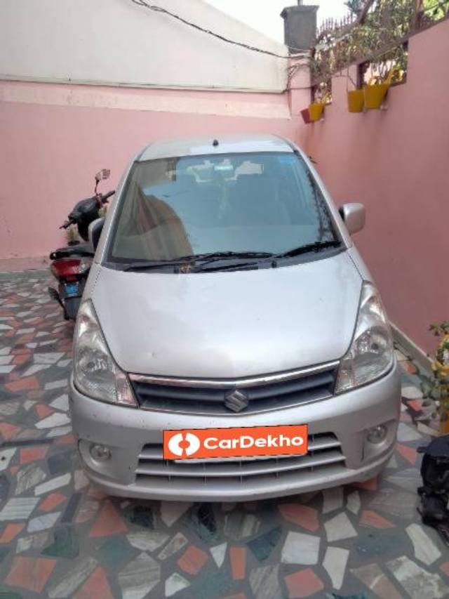 https://images10.gaadi.com/usedcar_image/3625655/original/processed_ec705d83-0a72-49d7-b309-a9074688e841.jpg?imwidth=6401