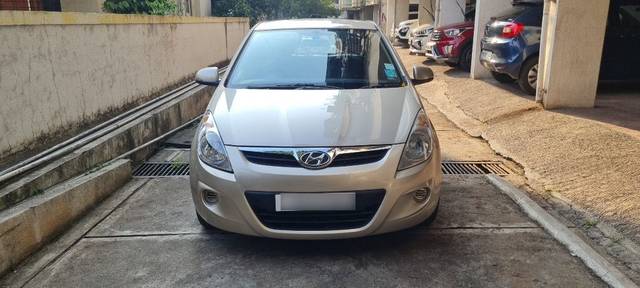 https://images10.gaadi.com/usedcar_image/3625768/original/10__VCC_1802386_94_1696940745.jpg?imwidth=6400