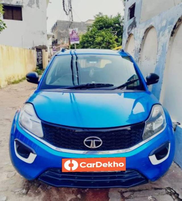 https://images10.gaadi.com/usedcar_image/3626043/original/processed_f511f2ef-3adc-4bd7-a62d-36367c0d5c3a.jpg?imwidth=6400