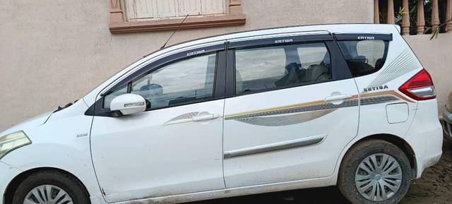 https://images10.gaadi.com/usedcar_image/3626072/original/processed_471aa243-0f46-49f0-b6f6-c99651c23d2d.jpg?imwidth=6400