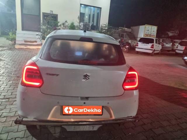 https://images10.gaadi.com/usedcar_image/3626172/original/processed_999d01a2-fa33-4766-9110-1d650d2533c3.jpg?imwidth=6402