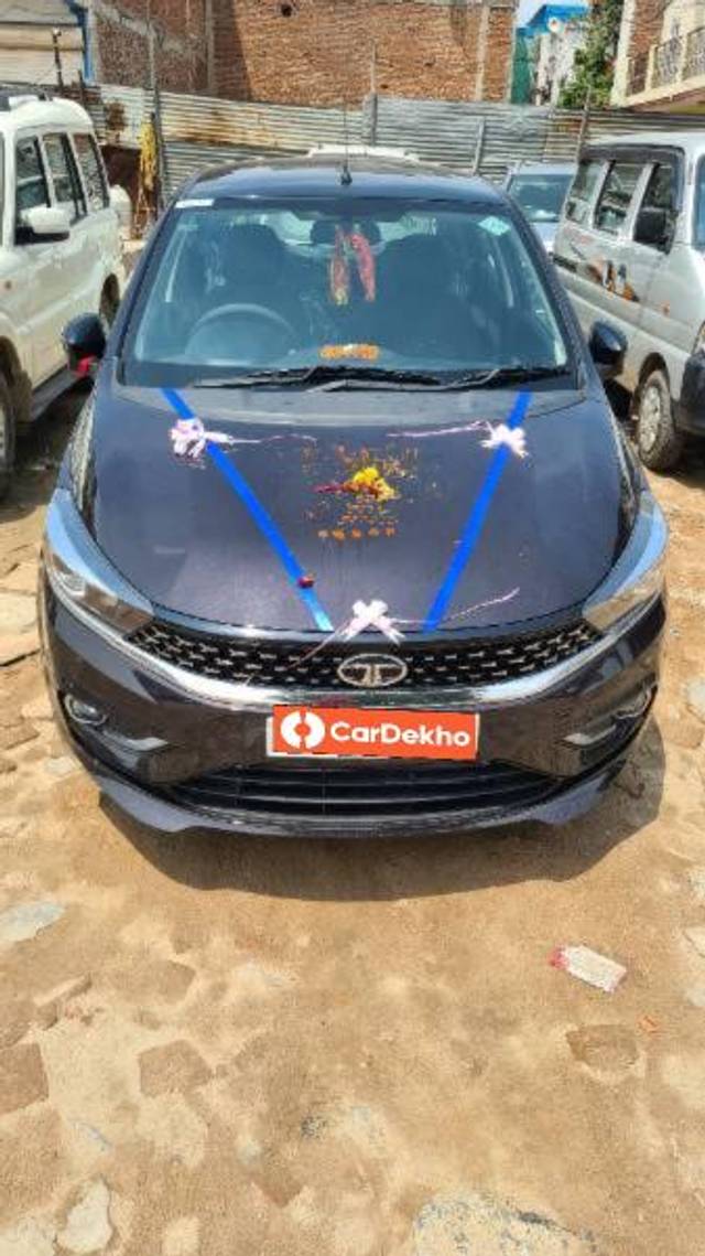 https://images10.gaadi.com/usedcar_image/3626195/original/processed_2934afcb-1060-4f53-825f-9a1f1964b17d.jpg?imwidth=6400