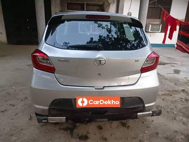https://images10.gaadi.com/usedcar_image/3626267/original/processed_acf023b4-b486-47b8-9bb7-de53e3ffe776.jpg?imwidth=6402