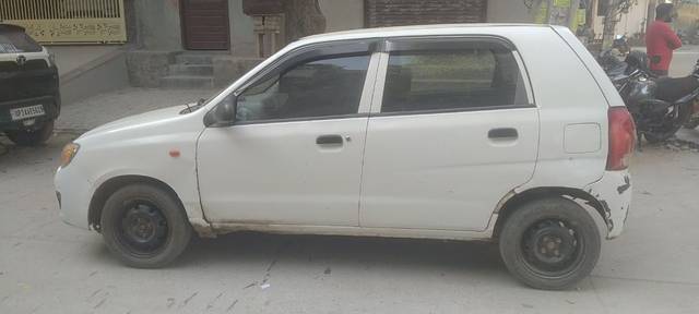 https://images10.gaadi.com/usedcar_image/3626431/original/10__VCC_IMG_1696995179094_1802008_95_1696995670.jpg?imwidth=6401