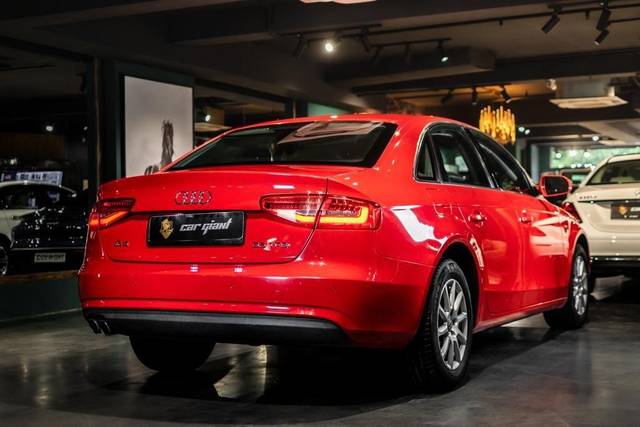 https://images10.gaadi.com/usedcar_image/3626447/original/processed_img2893440__usedcar_32722763_be91_455b_889a_25711b2ff408_6131697607389_1697607408.jpeg?imwidth=6402
