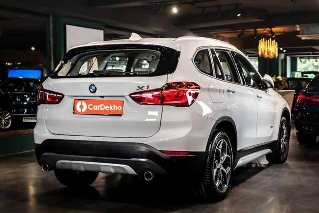 https://images10.gaadi.com/usedcar_image/3626468/original/processed_img2893446__usedcar_009d01e7_db04_41fa_a293_52d1b38b66a6_6131697607889_1697607906.jpeg?imwidth=6402