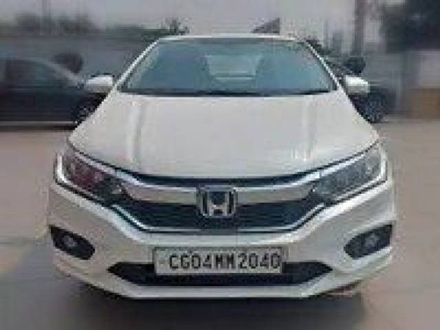https://images10.gaadi.com/usedcar_image/3626492/original/20886__img3626492__replace_img_653ce0cb4ce95_1698488523.png?imwidth=6400