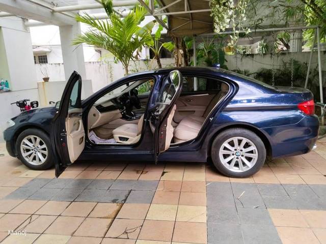https://images10.gaadi.com/usedcar_image/3626775/original/processed_b40c8286-735a-4c56-8688-a529cebb1617.jpg?imwidth=6402