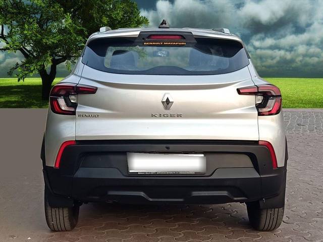 https://images10.gaadi.com/usedcar_image/3626790/original/processed_img2893649__used_car_2893649_1697631749.jpg?imwidth=6402