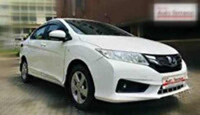 https://images10.gaadi.com/usedcar_image/3626829/original/img3626829__replace_img_653cd7ef889ac_1698486255.png?imwidth=6400