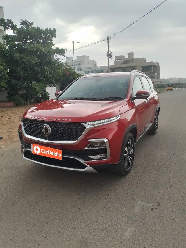 https://images10.gaadi.com/usedcar_image/3627306/original/processed_img2894084__used_car_2894084_1697621915.jpg?imwidth=6400
