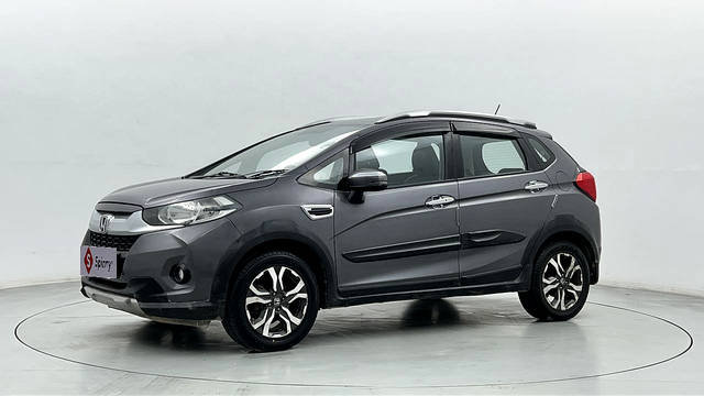 https://images10.gaadi.com/usedcar_image/3627434/original/xd2QIiH9RUGpaAaUpsRXnA__file?imwidth=6400
