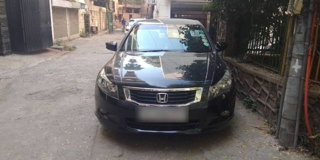 https://images10.gaadi.com/usedcar_image/3627777/original/11__VCC_1802819_94_1697016875.jpg?imwidth=6402