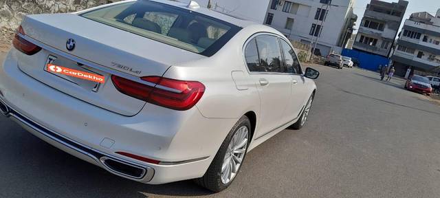 https://images10.gaadi.com/usedcar_image/3627786/original/processed_img2894527__used_car_2894527_1697625042.jpg?imwidth=6402