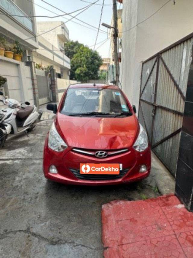 https://images10.gaadi.com/usedcar_image/3627791/original/processed_44f53801-32f9-470a-aff9-be8daebbf4a0.jpeg?imwidth=6402