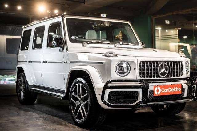 https://images10.gaadi.com/usedcar_image/3628089/original/processed_img2894730__usedcar_c60f1ef4_5548_4187_9dda_24daf46a5b21_6131697632638_1697632656.jpeg?imwidth=6400